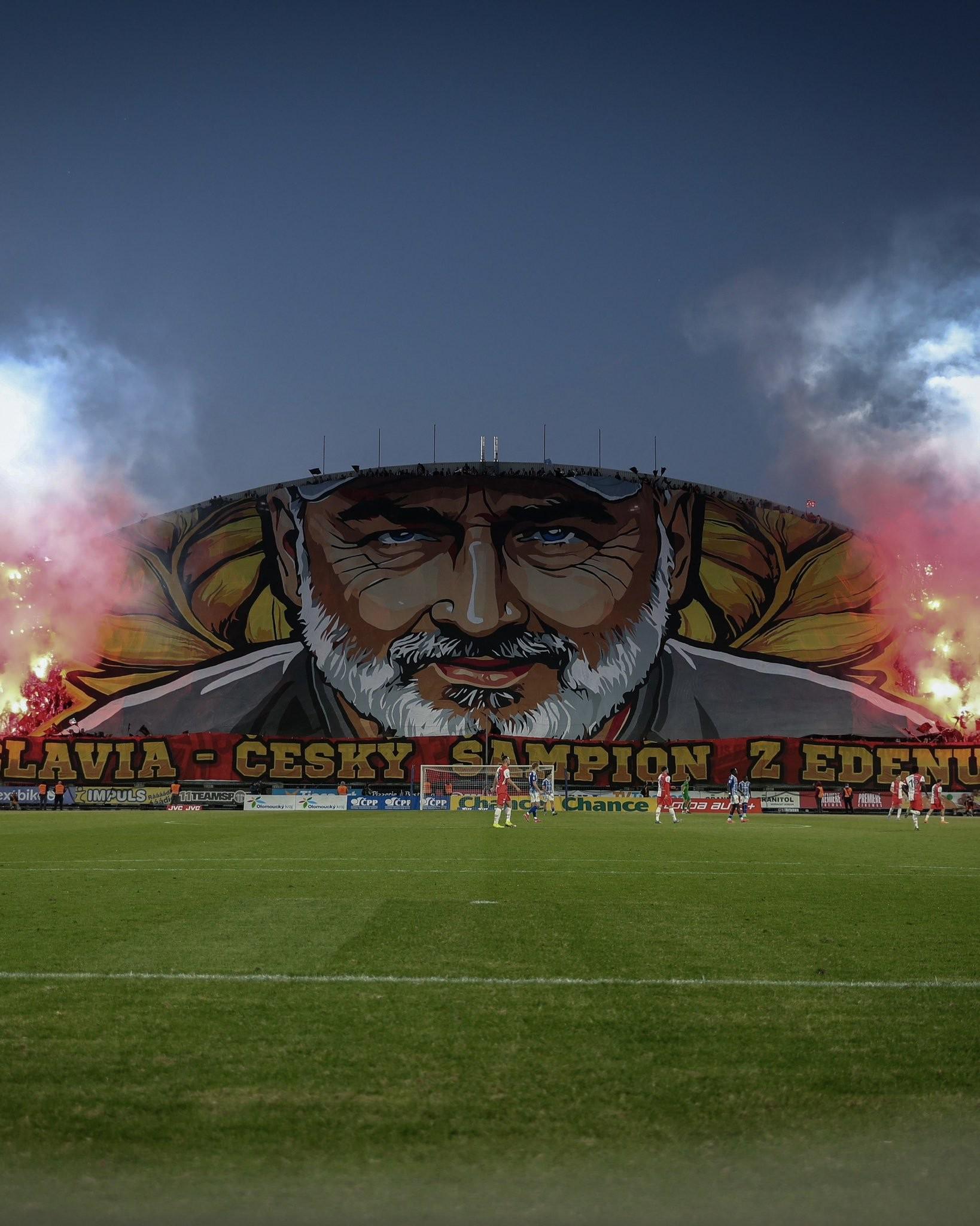 关于尤文图斯客场战斯拉维亚布拉格，意甲豪门再战中欧球队的信息