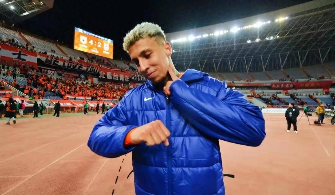 训练严谨！球队细节掌握完美，胜利在望